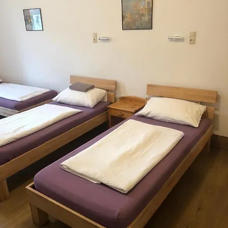 ゲストハウス ペンション シュメラーガルテン