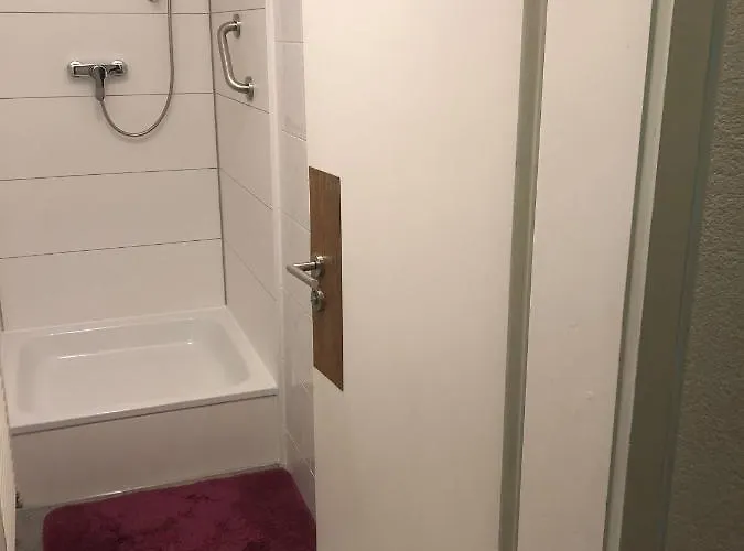 ペンション シュメラーガルテン ミュンヘン