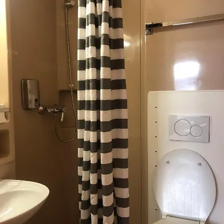 Schmellergarten Casa de hóspedes 2*